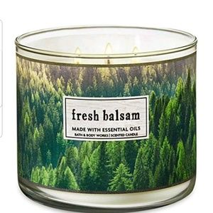 BATH & BODY WORKS FRESH BALSAM SCENTED CANDLE 3 WI